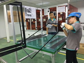 江門工廠粘貼技能競(jìng)賽 商貿(mào)力量共筑匠心舞臺(tái)