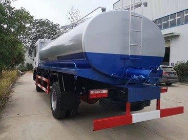 東風(fēng)多利卡吸污車與吸糞車 12方與14方型號全解析